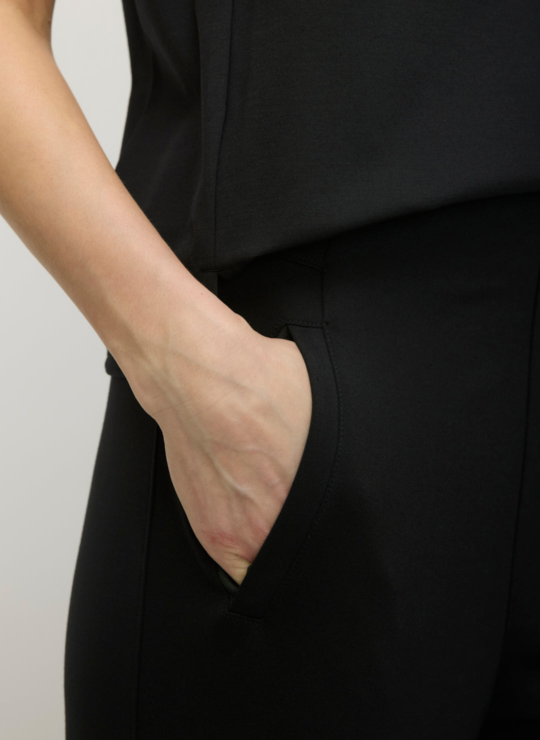 Maven Wide Leg Cropped Pants | Kit and Ace