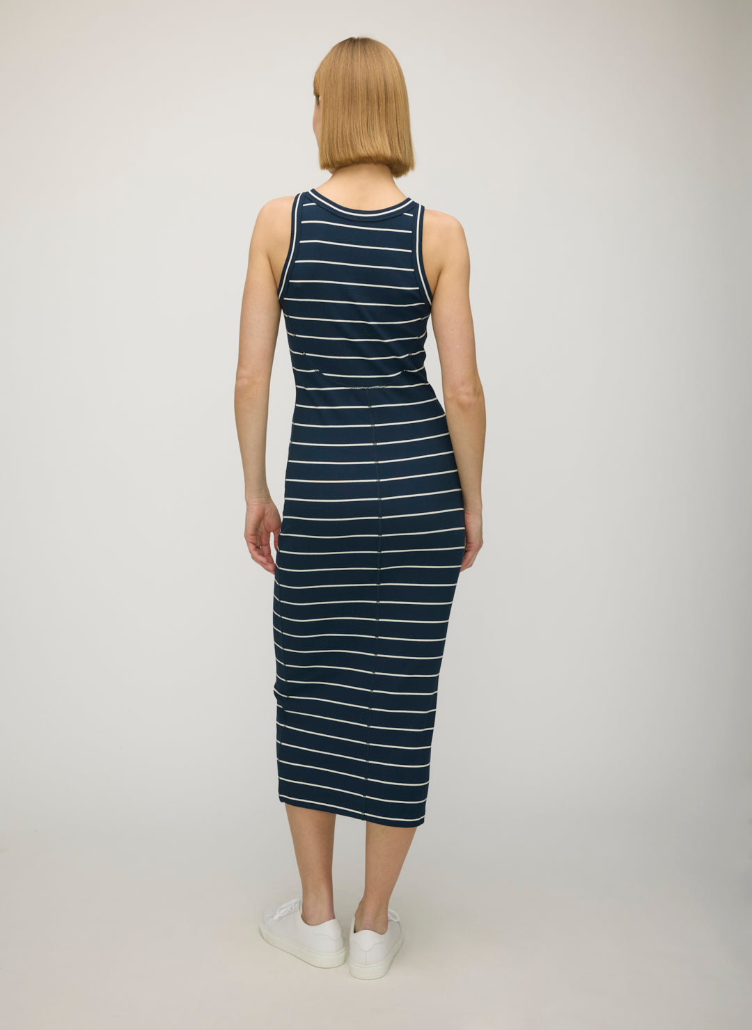 Kit and Ace The Market Dress Dark Navy/Off White Stripe - Size M Kit and Ace The Market Dress Dark Navy/Off White Stripe - Size M
