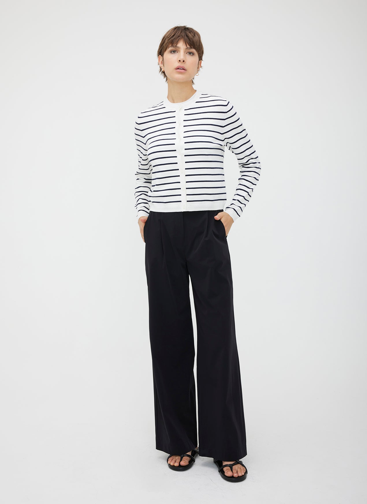 Nolita Cropped Fitted Cardigan ?? || Off White/Navy Stripe