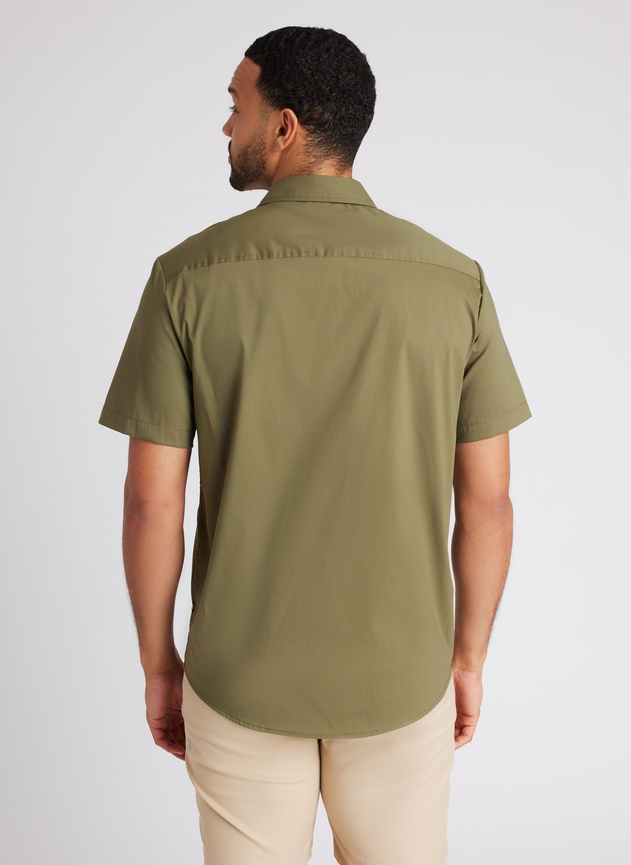 Stay Cool Poplin Short Sleeve Shirt ?? Model:: Emerson | M || Dark Olive