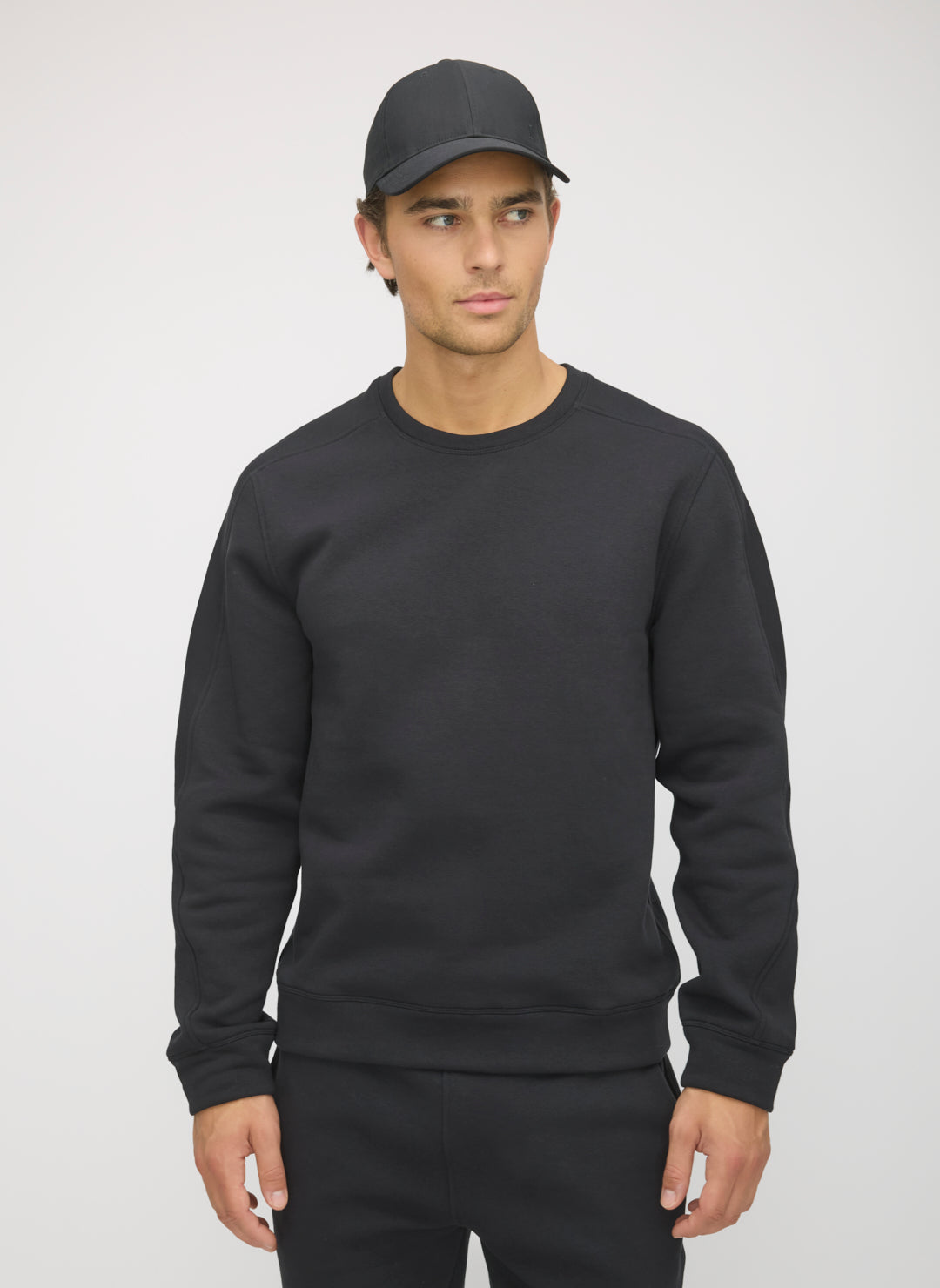 Sojourn Fleece Crewneck