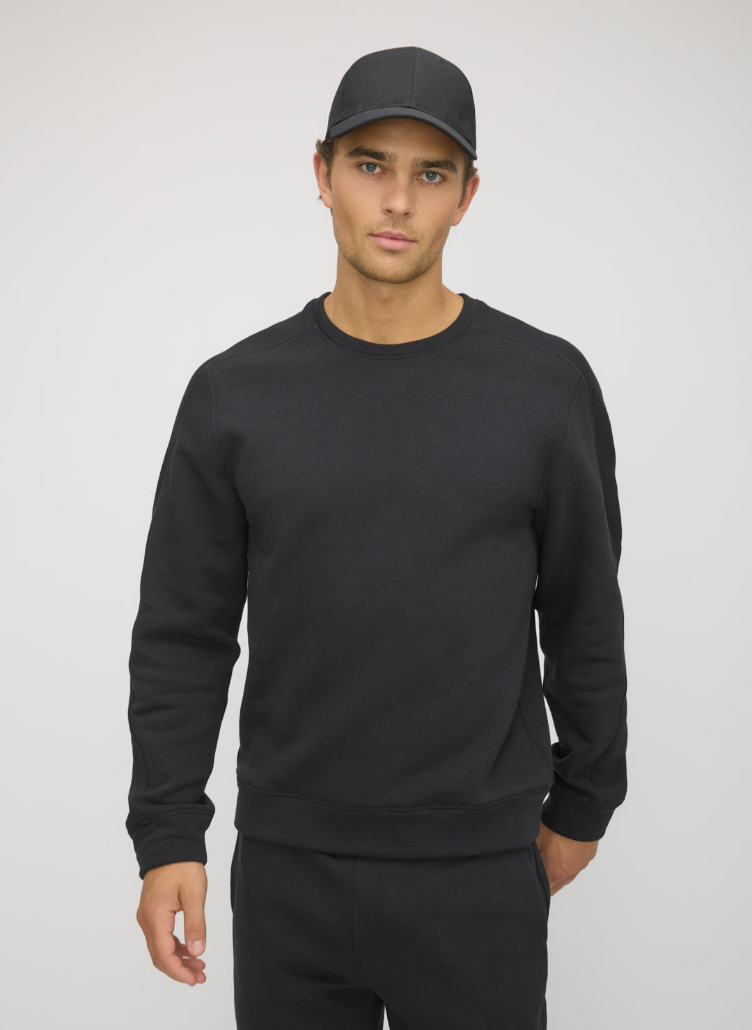Sojourn Fleece Crewneck