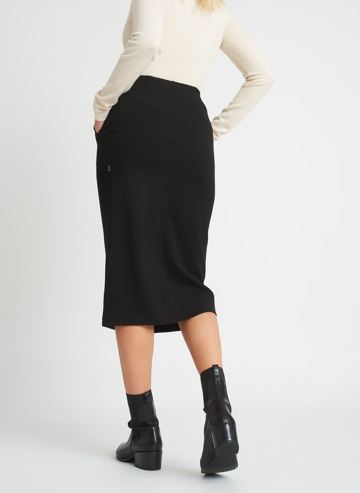 Kit and Ace — Serenity Double Knit Pencil Skirt
