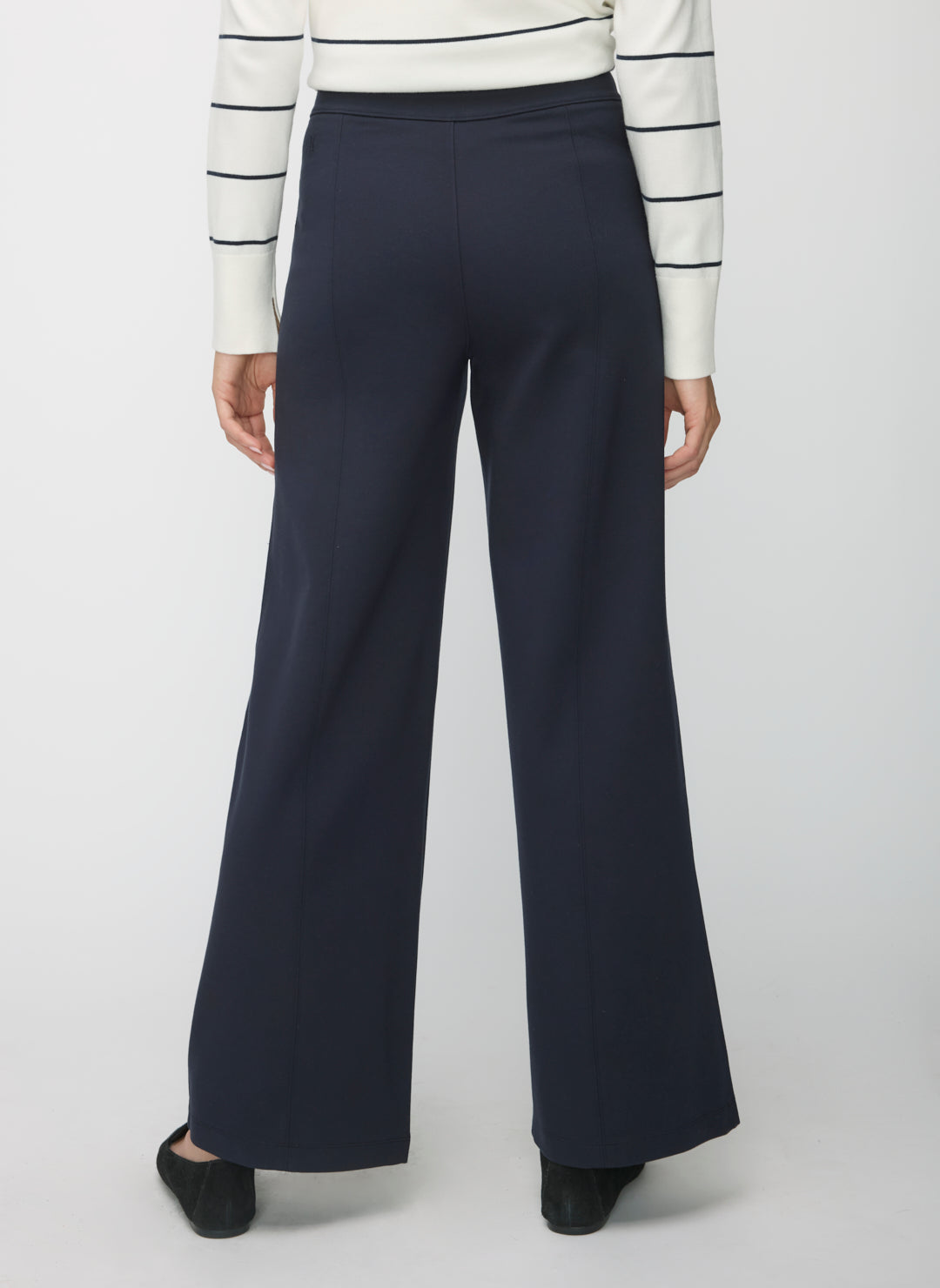 Kit and Ace Maven Wide Leg Pants Dark Navy - Size XL Kit and Ace Maven Wide Leg Pants Dark Navy - Size XL