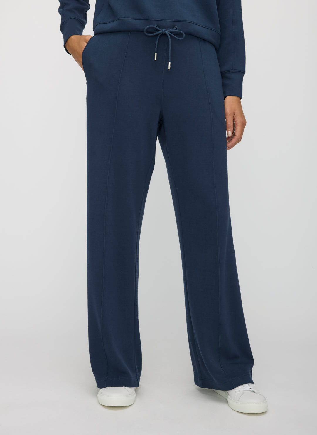 Restore Wide Leg Sweatpants