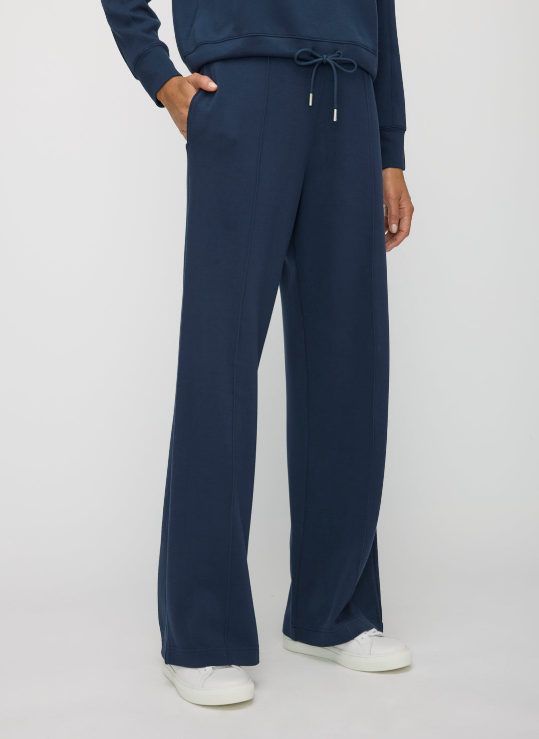 Restore Wide Leg Sweatpants