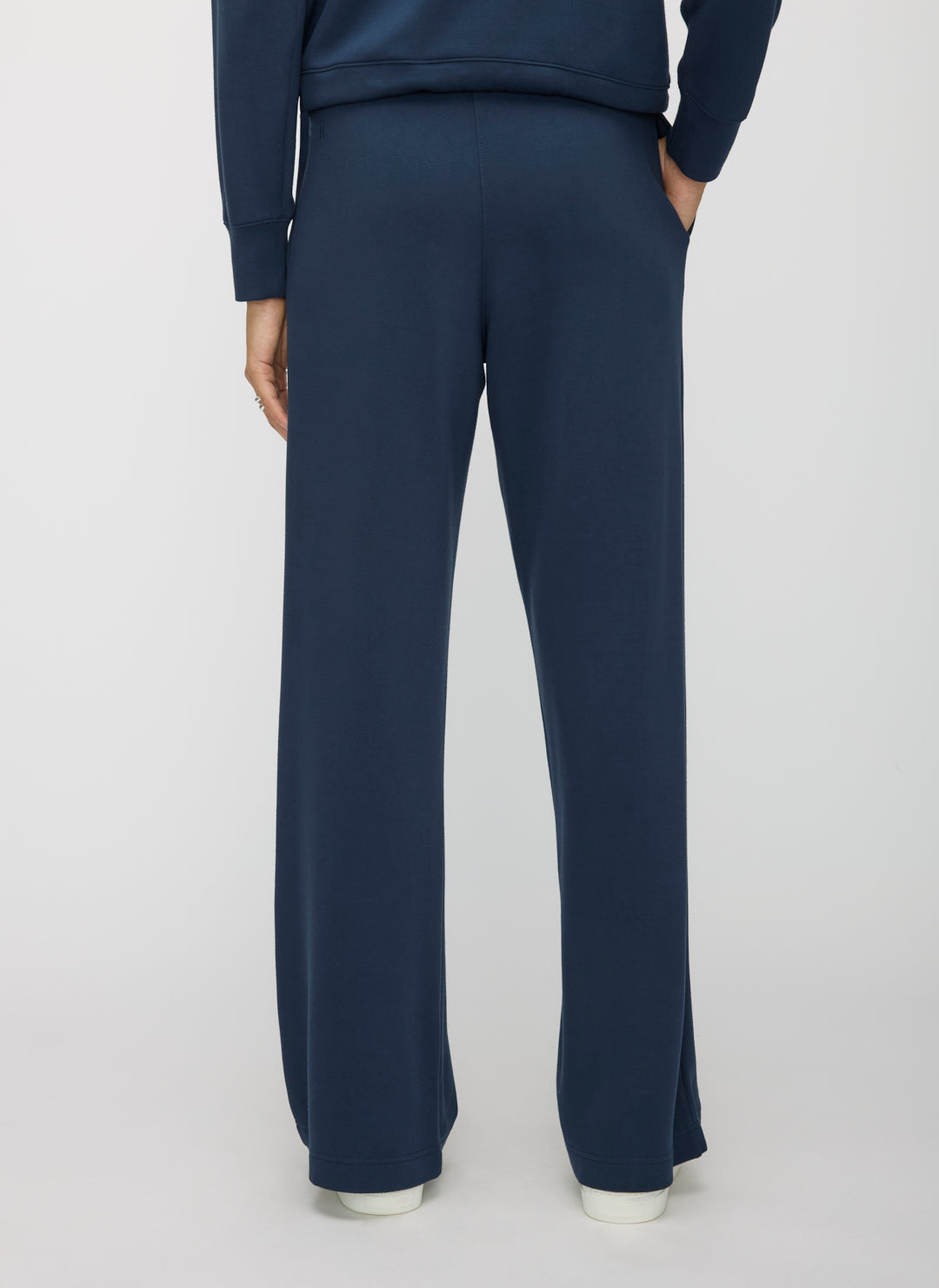 Restore Wide Leg Sweatpants