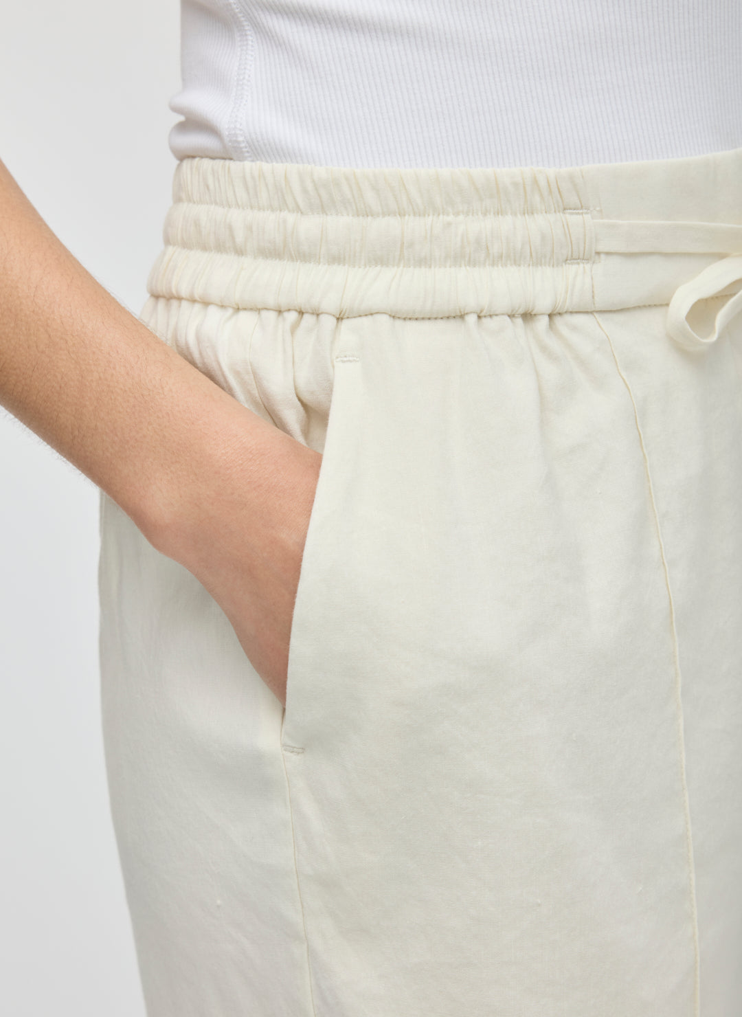 Lyon Linen Pull On Short