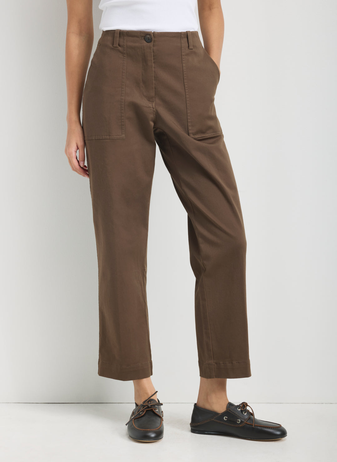 Twill Ease Straight Leg Pant