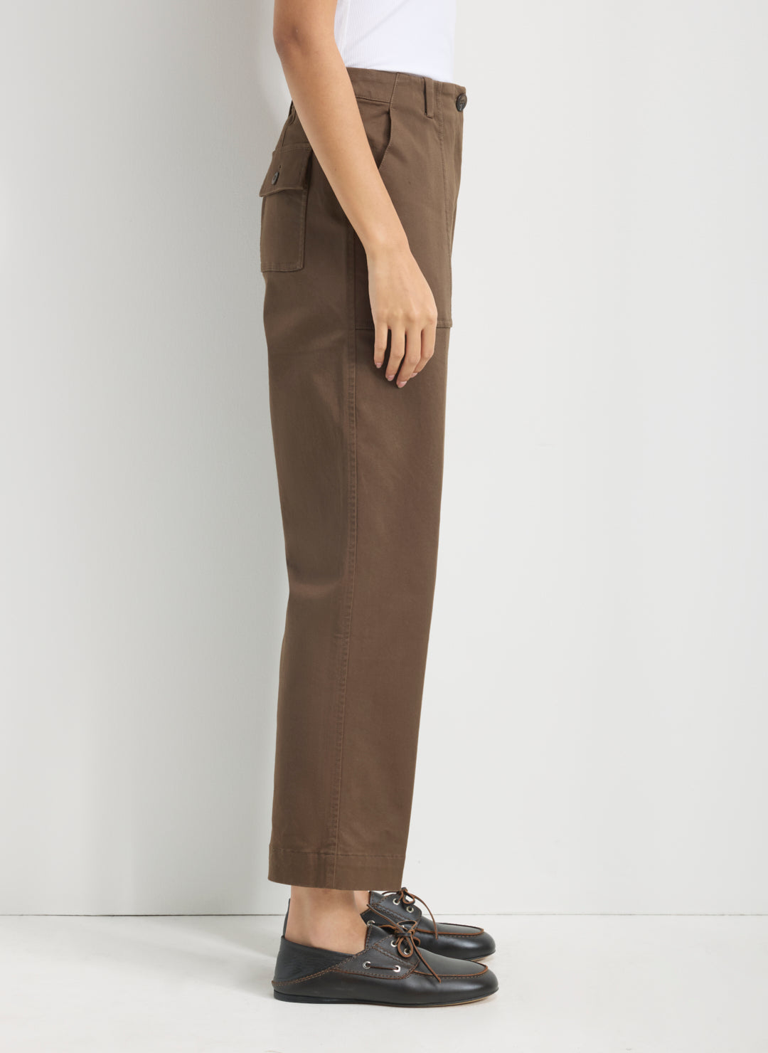 Twill Ease Straight Leg Pant