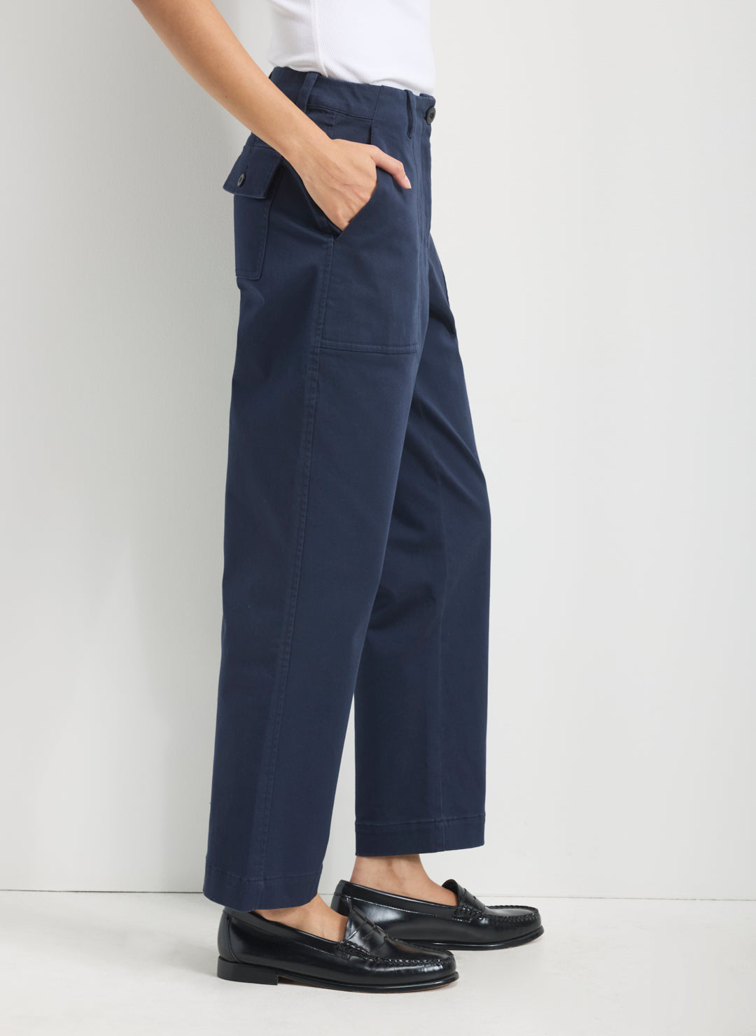 Twill Ease Straight Leg Pant