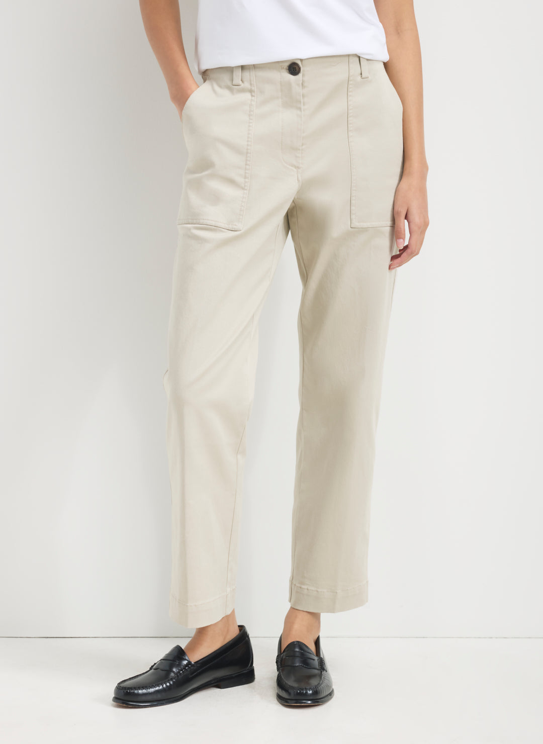 Twill Ease Straight Leg Pant