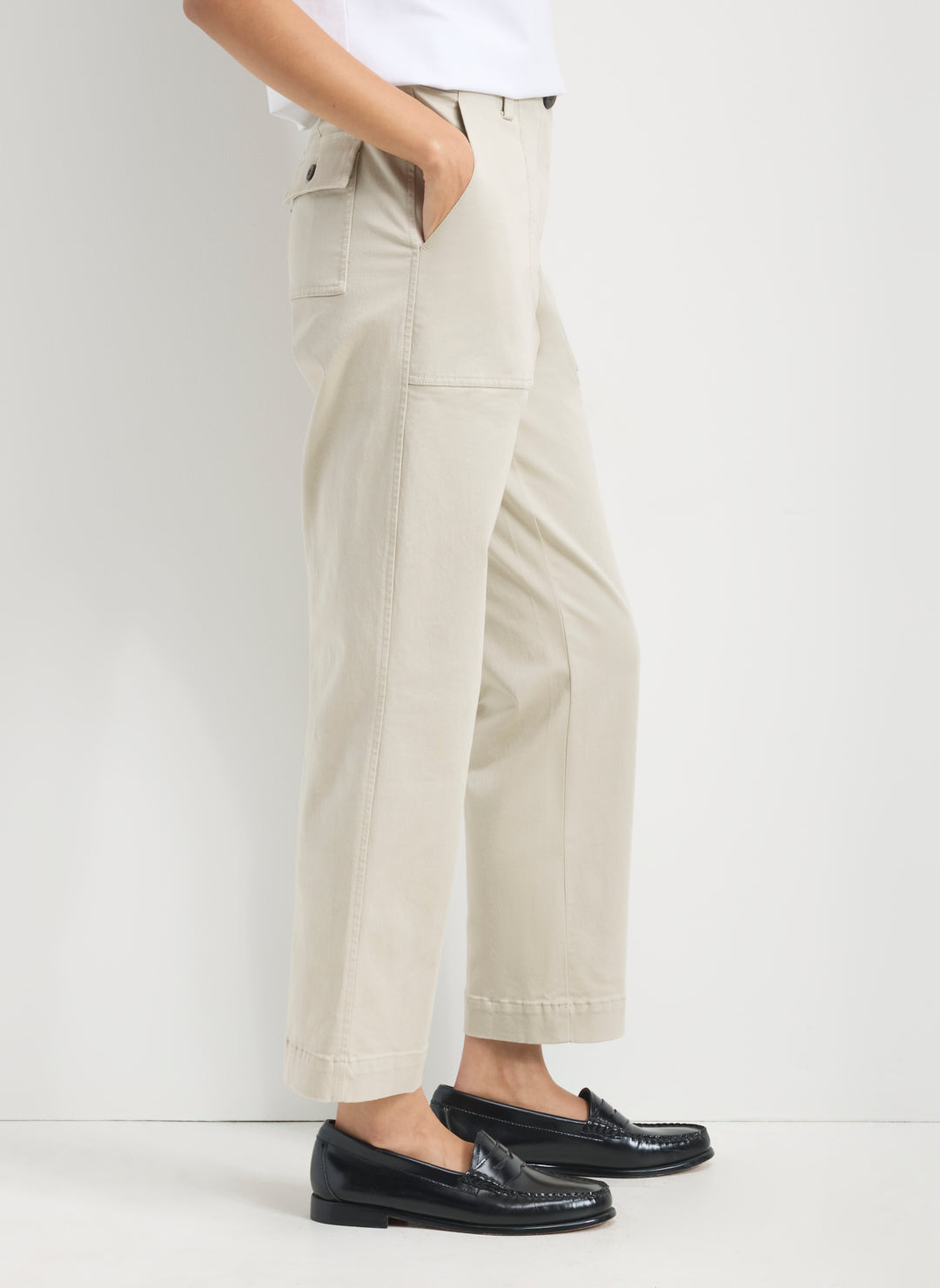 Twill Ease Straight Leg Pant