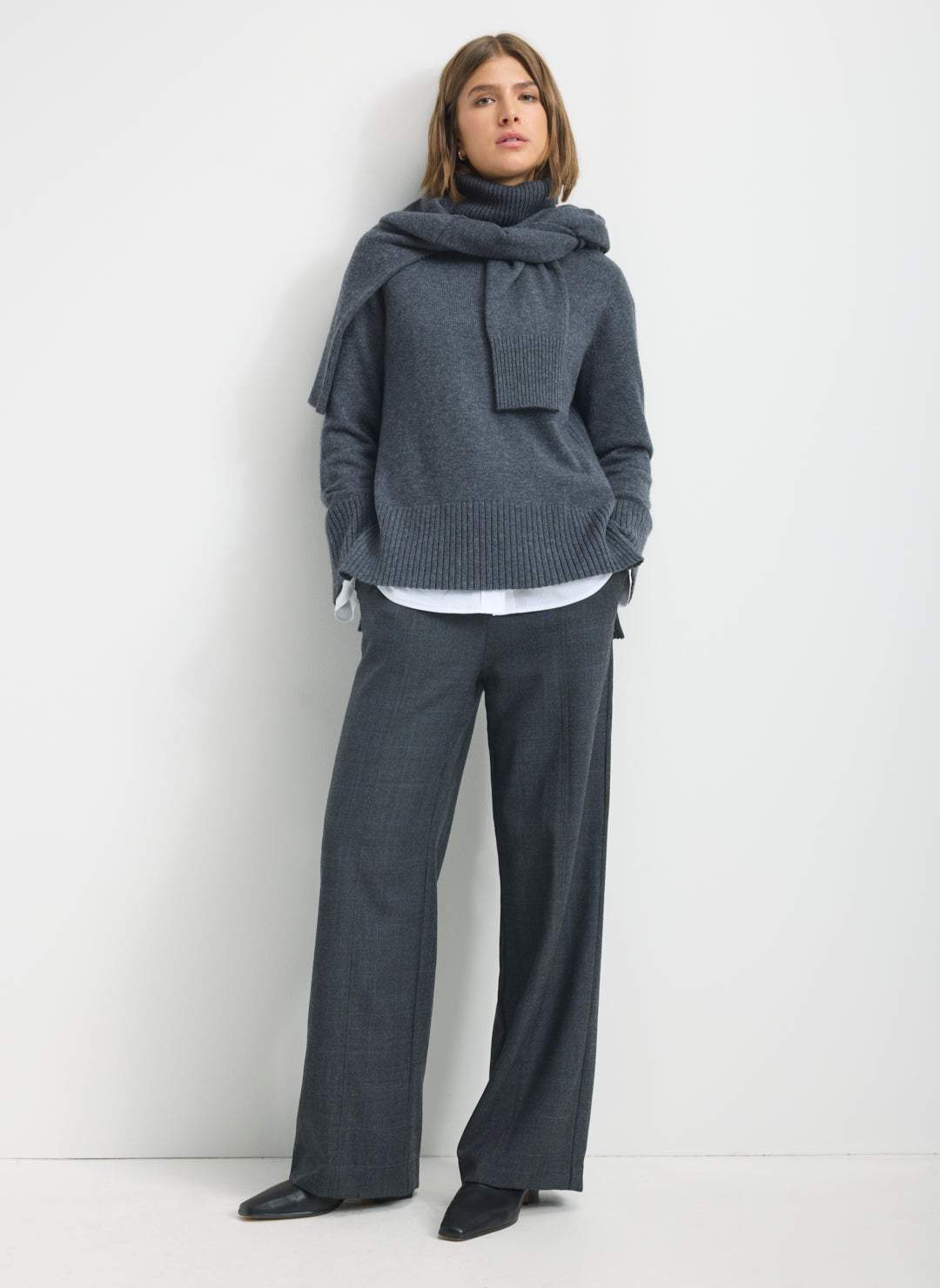 Studio Wool Pull On Trouser