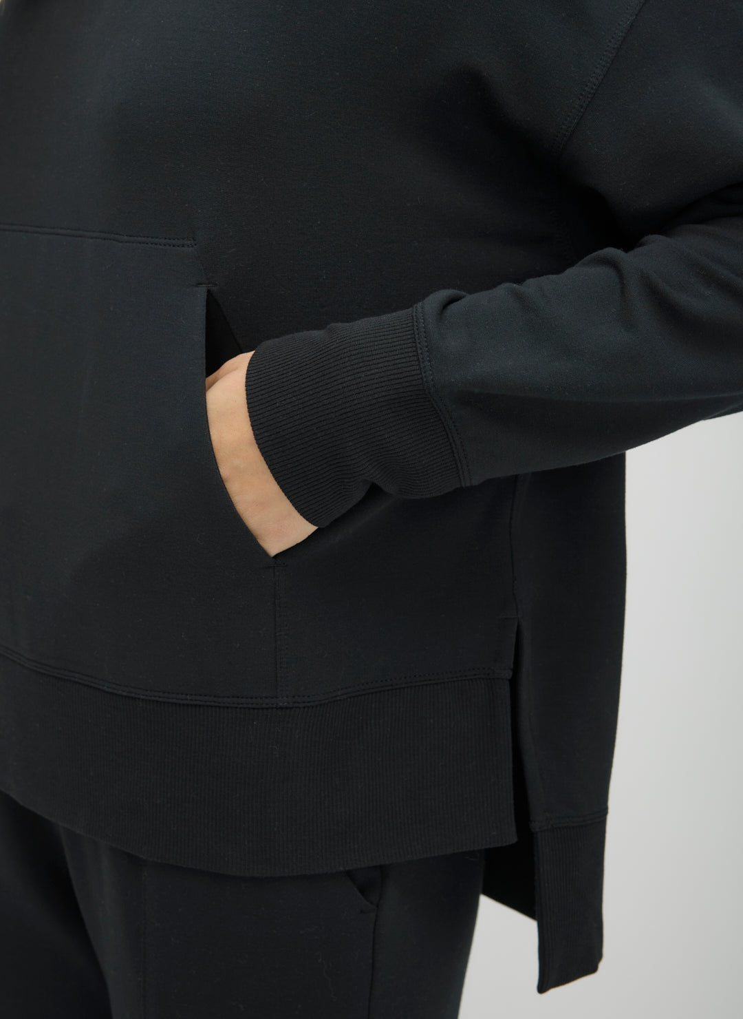 Fresh Air Crewneck Pullover