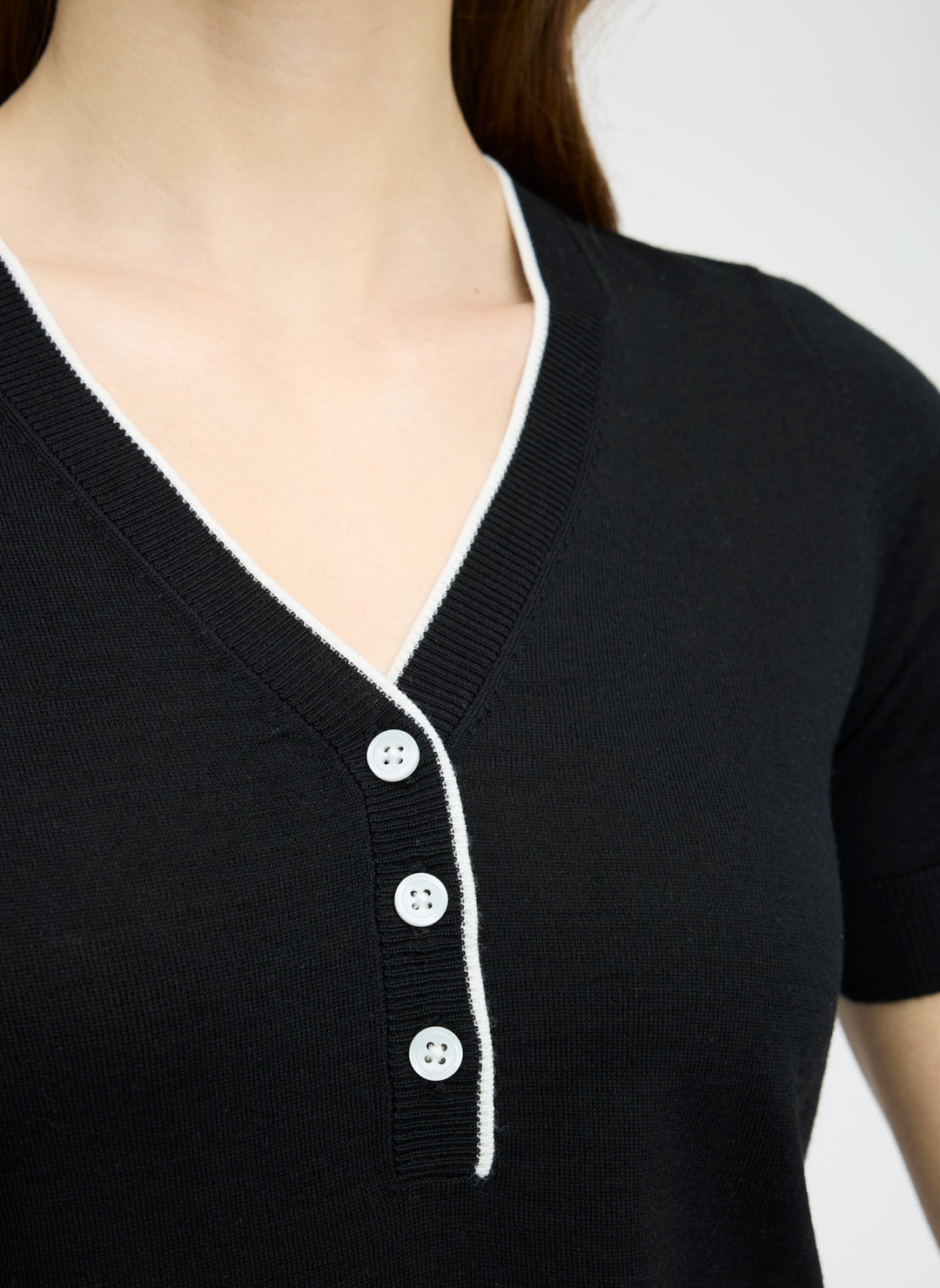 Vale Merino Henley Sweater