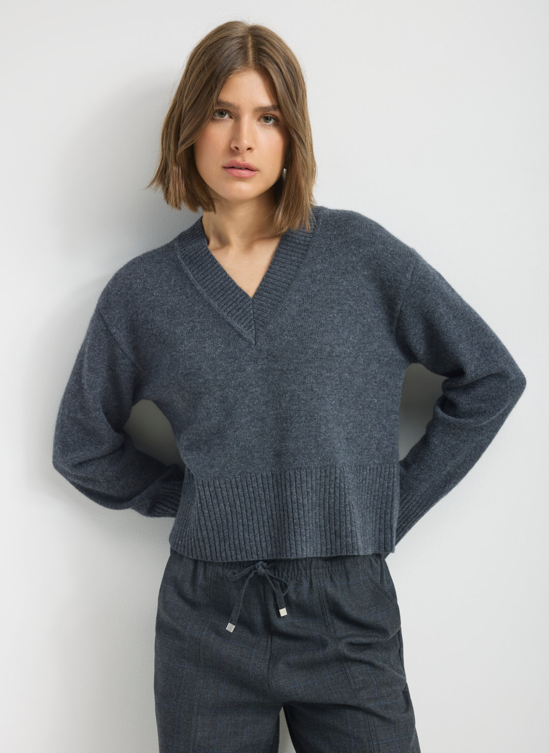 Kit Cashmerino Boxy V-Neck Sweater