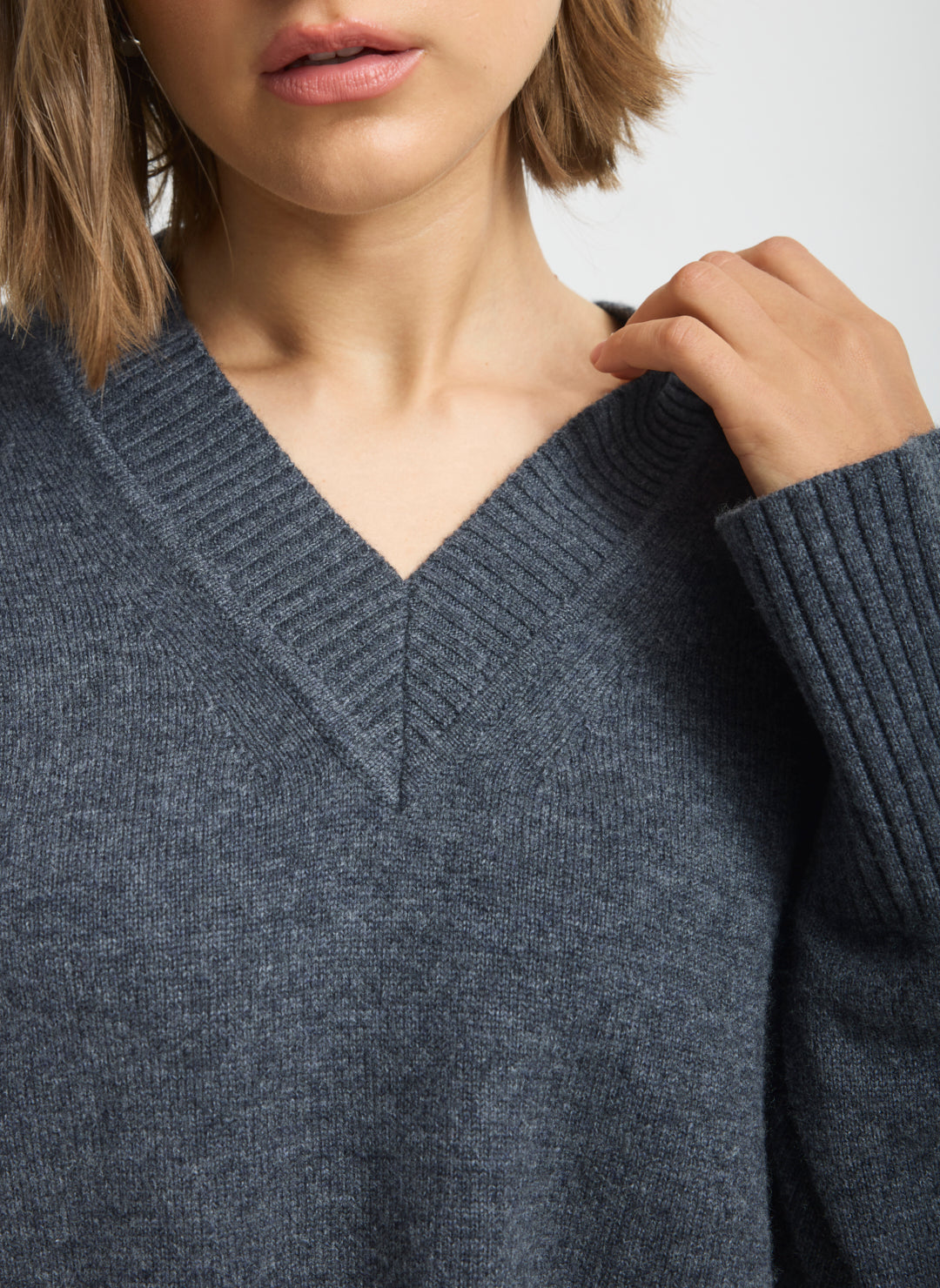 Kit Cashmerino Boxy V-Neck Sweater