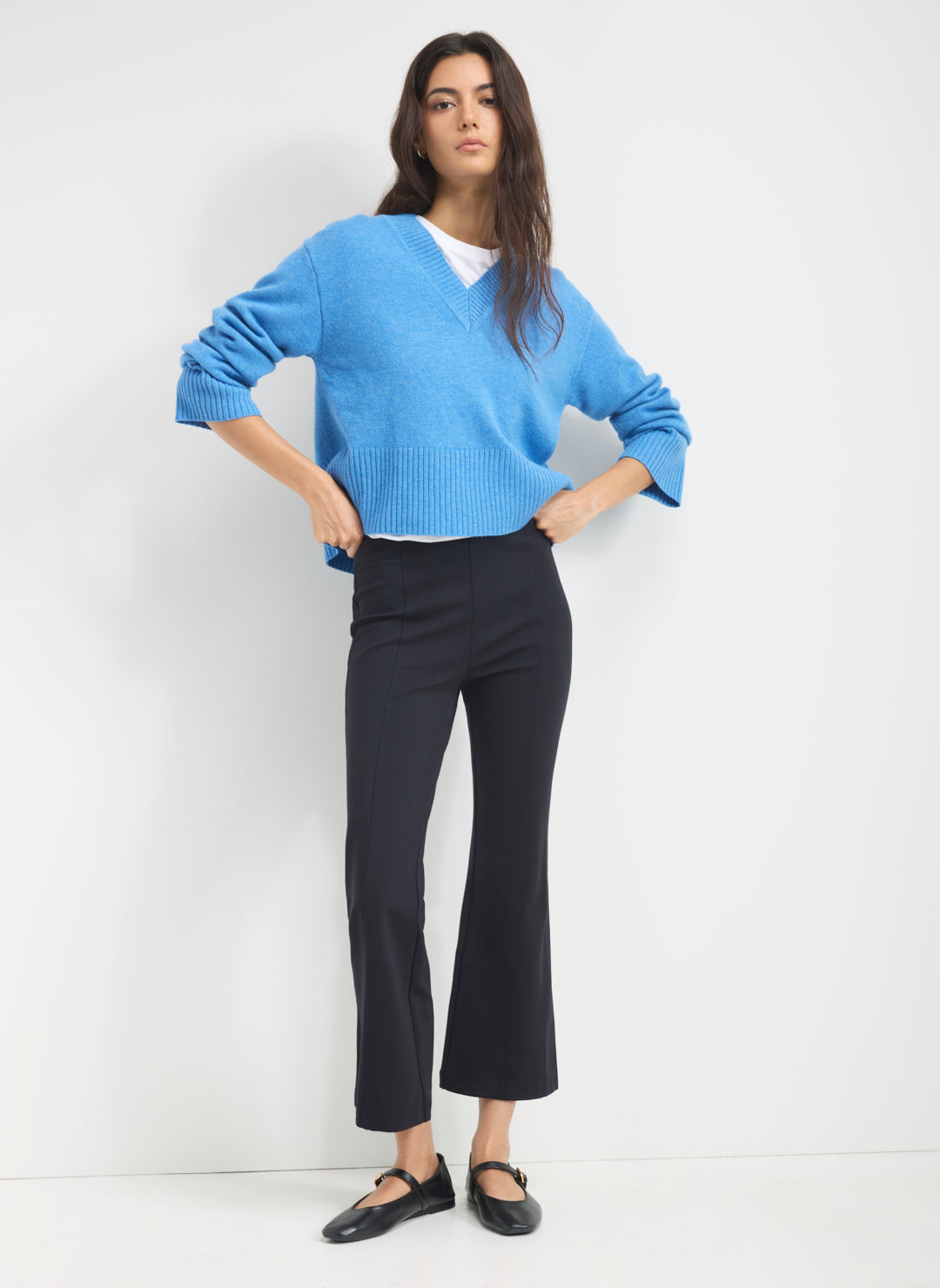Kit Cashmerino Boxy V-Neck Sweater