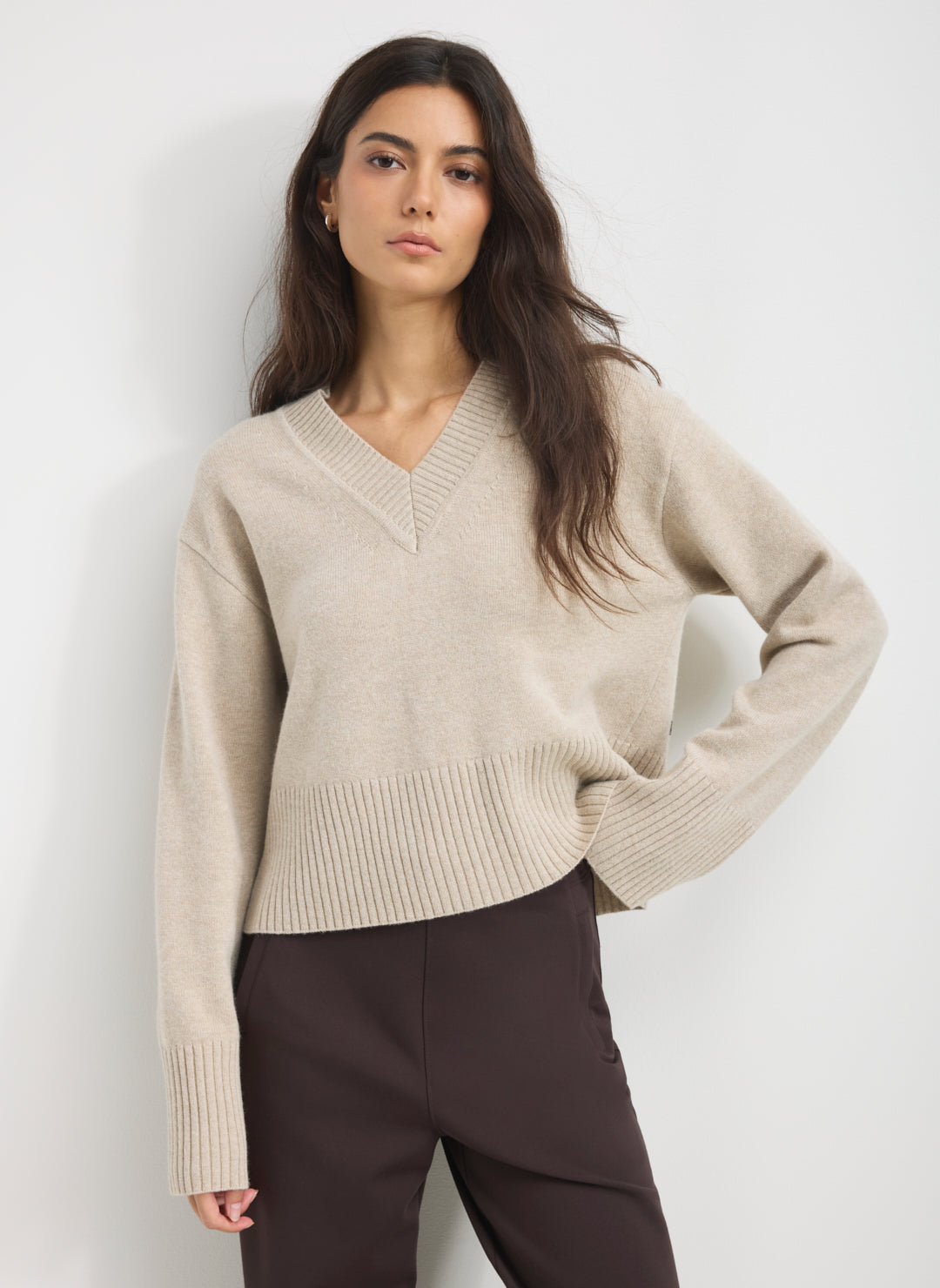 Kit Cashmerino Boxy V-Neck Sweater