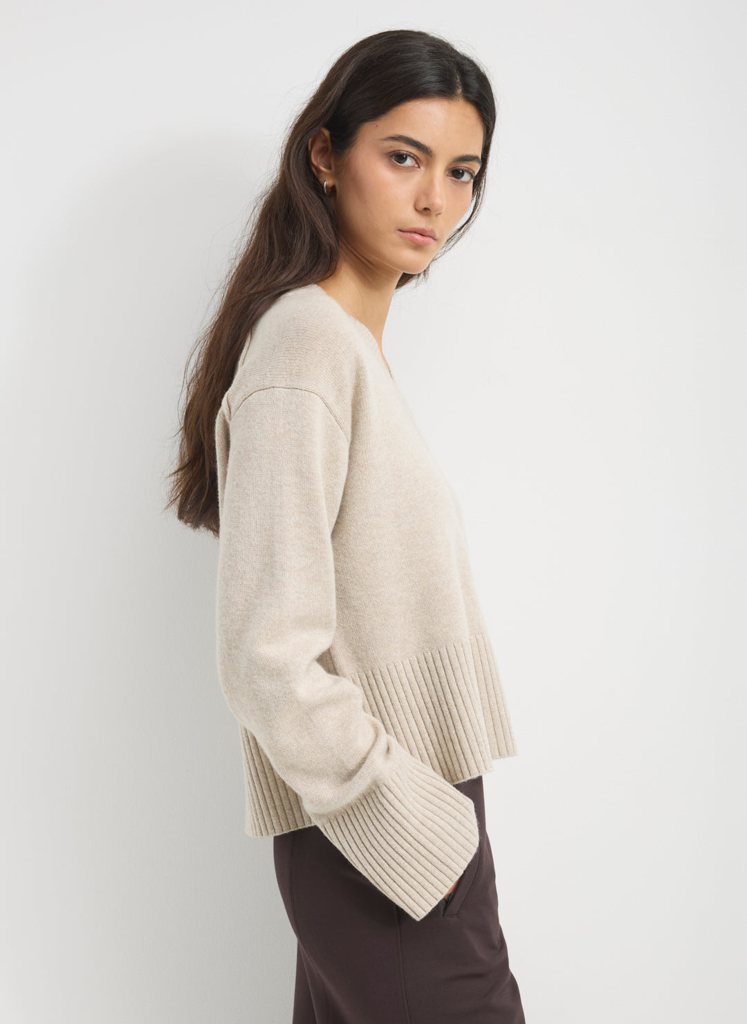 Kit Cashmerino Boxy V-Neck Sweater