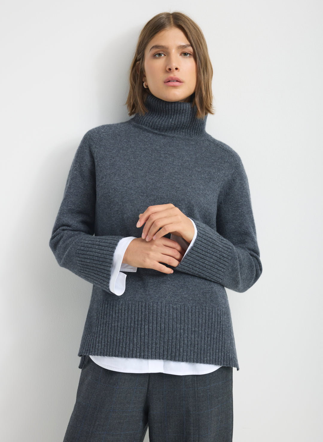 KWM10338KITCASHMERINORELAXEDFUNNELNECKSWEATER-CinderMelange_020