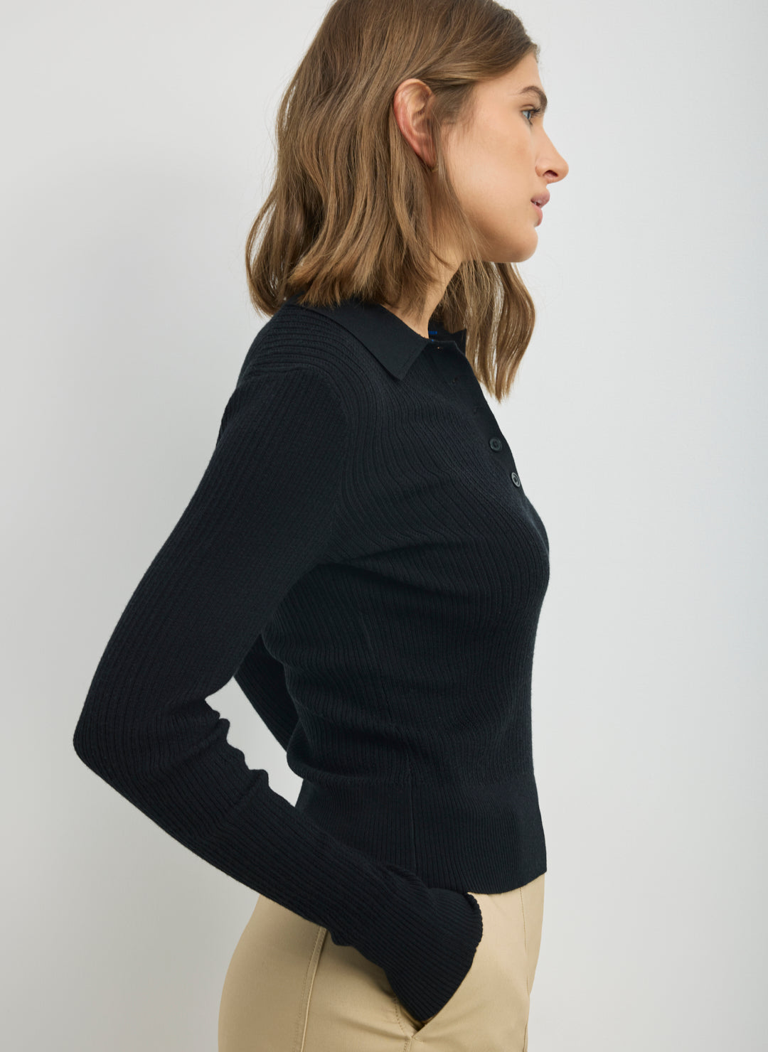 KWM10344EFFORTLESSMERINOPREPPYPOLOSWEATERBlack_064