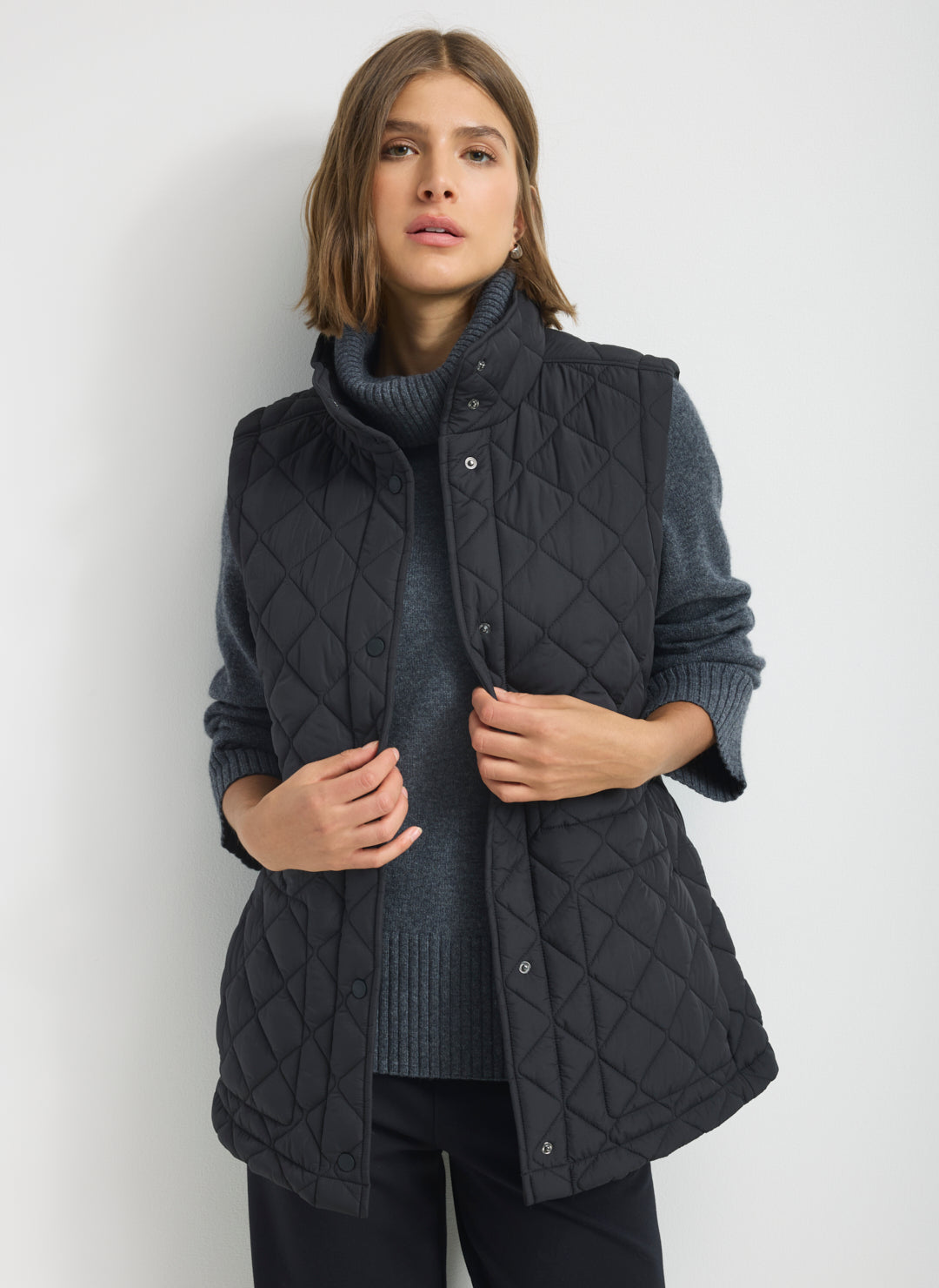 KWO10093OSLOQUILTEDVEST-Black_088
