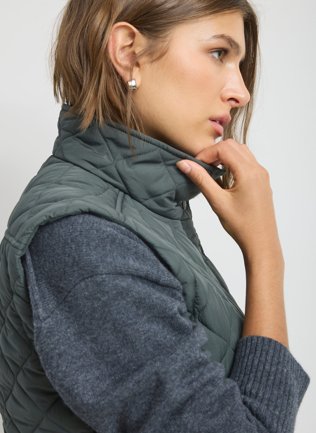 KWO10093OSLOQUILTEDVEST-DarkRosemary_025