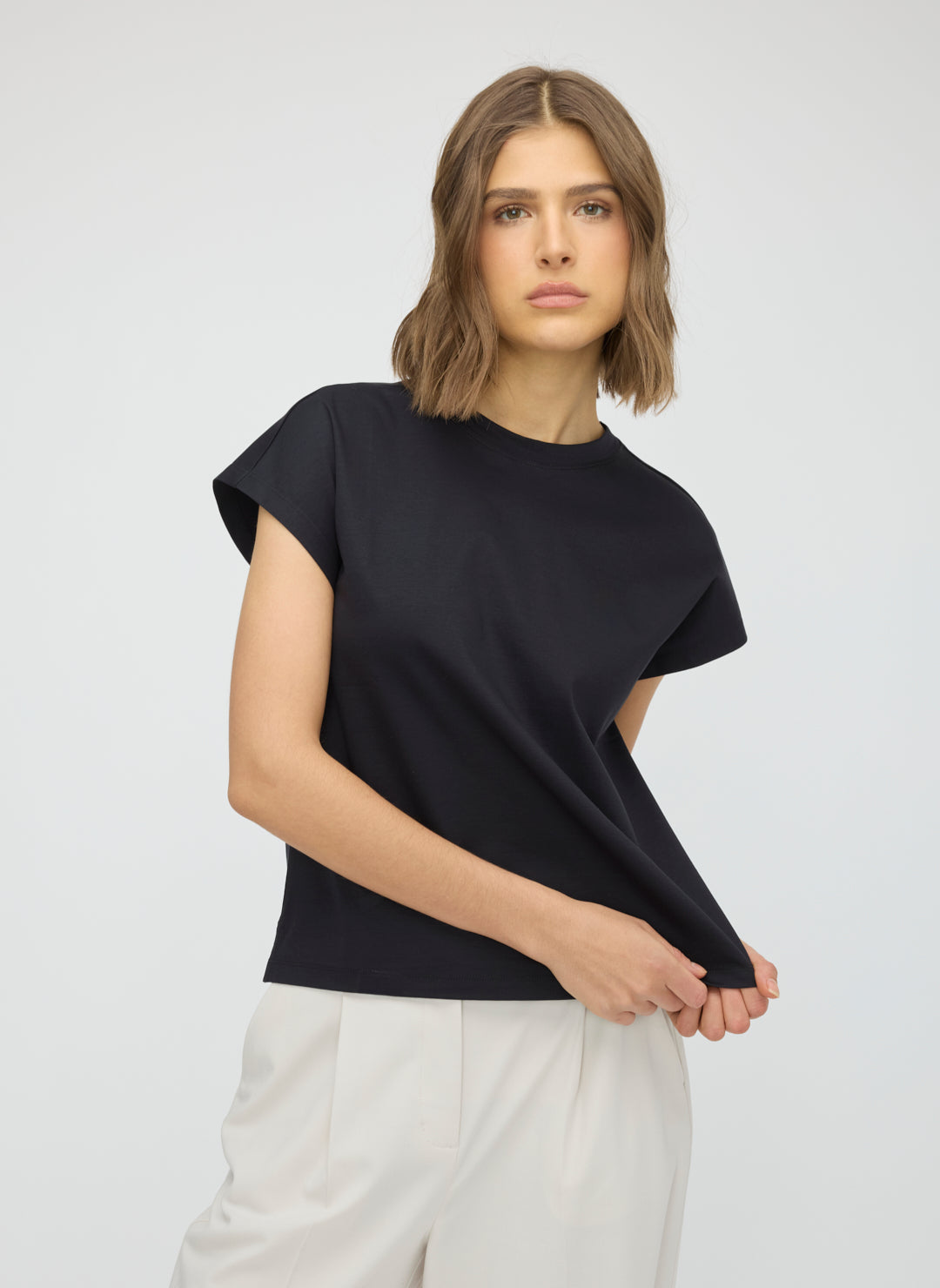 アパルトモン WISH DOLMAN ASYMMETRY PULL OVER Unisex Dolman Sleeve Top - Ametsuchi