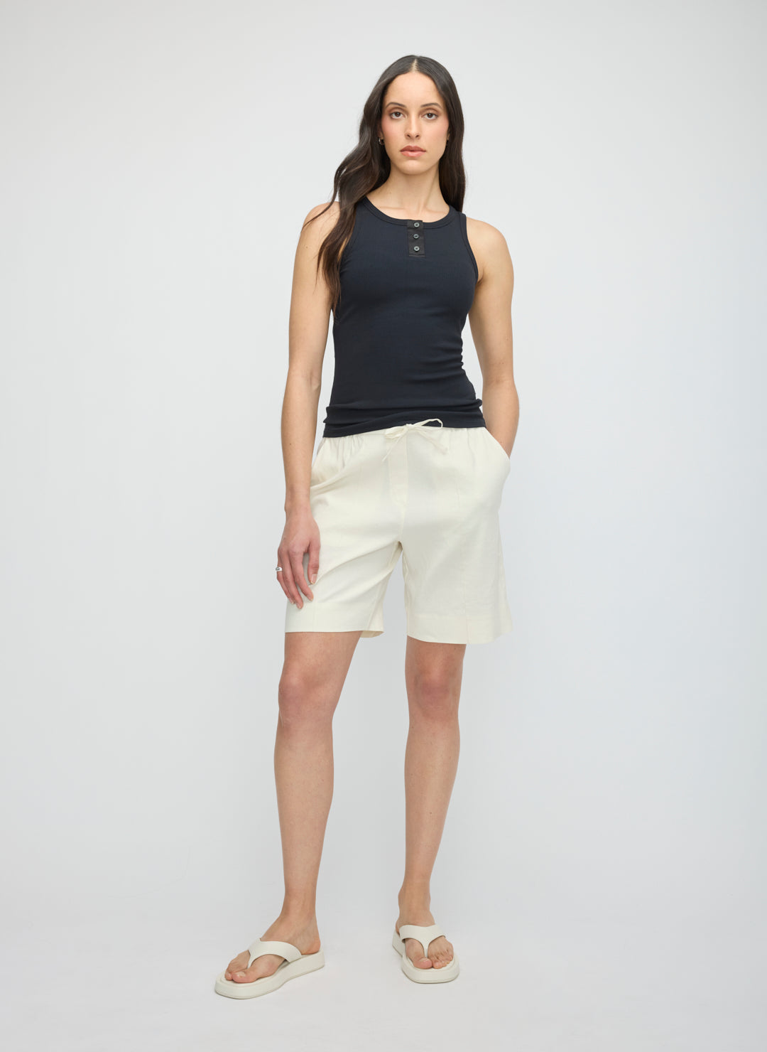 Henley Tank