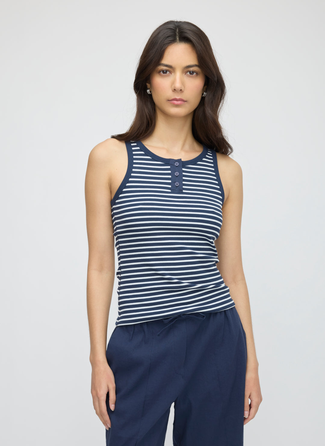 Henley Tank