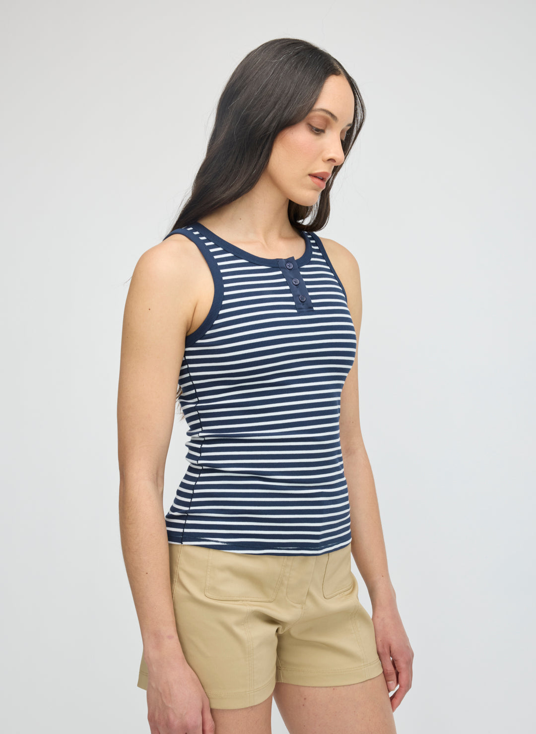 Henley Tank