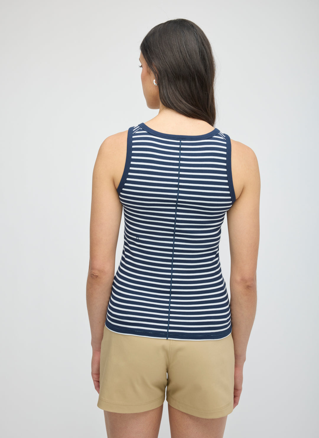 Henley Tank