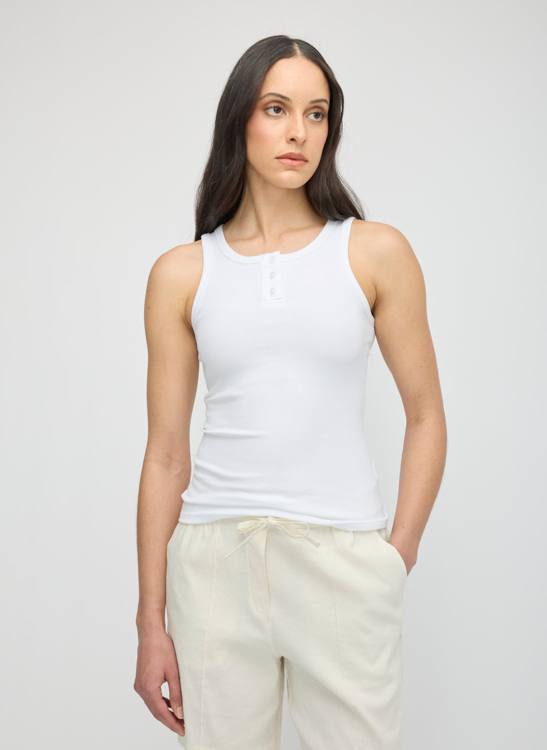 Henley Tank