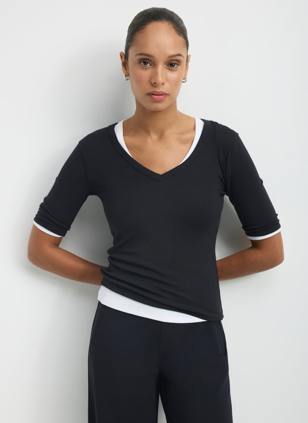 Kit Cosy V Neck Tee