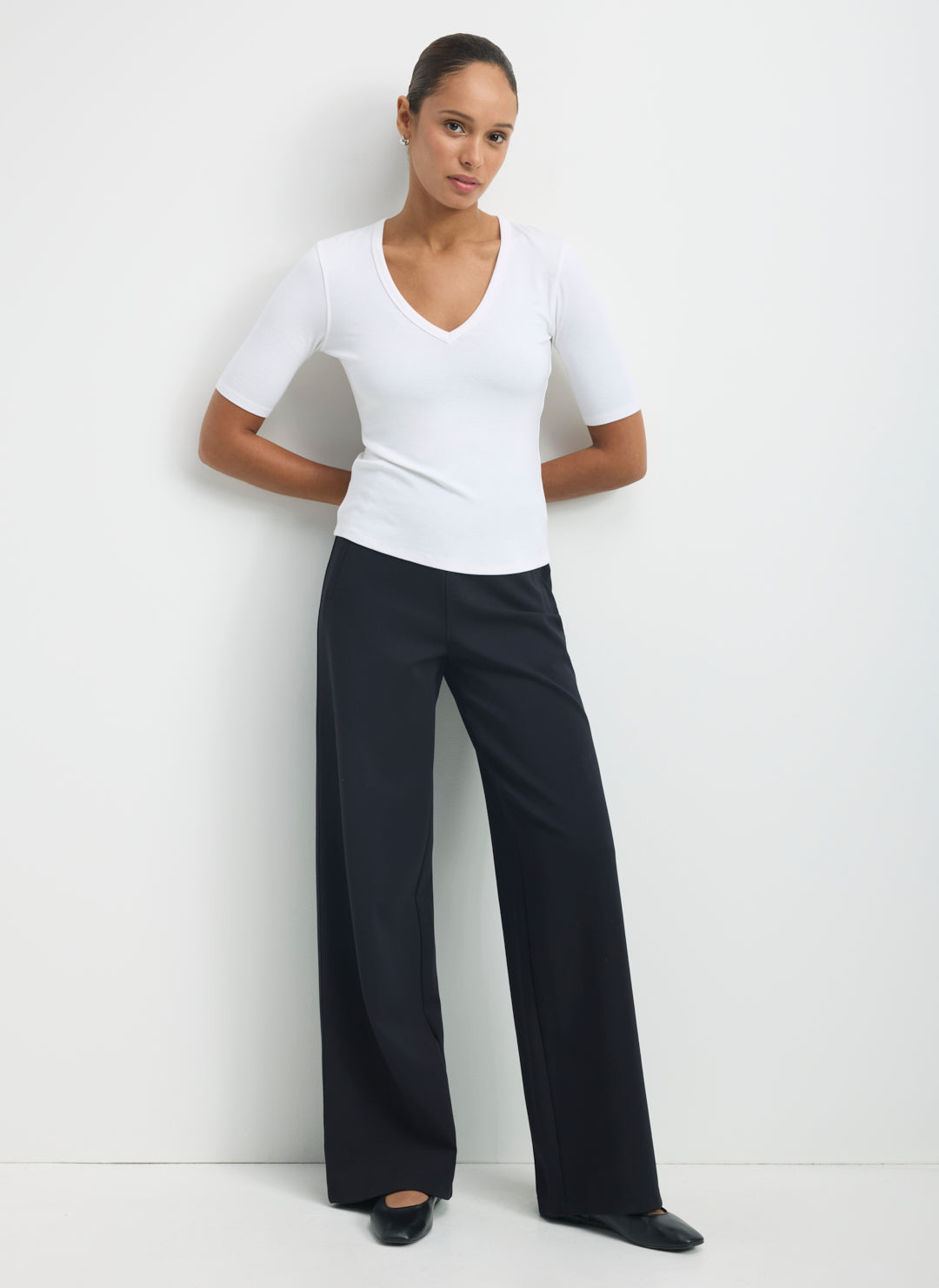 Kit Cosy V Neck Tee