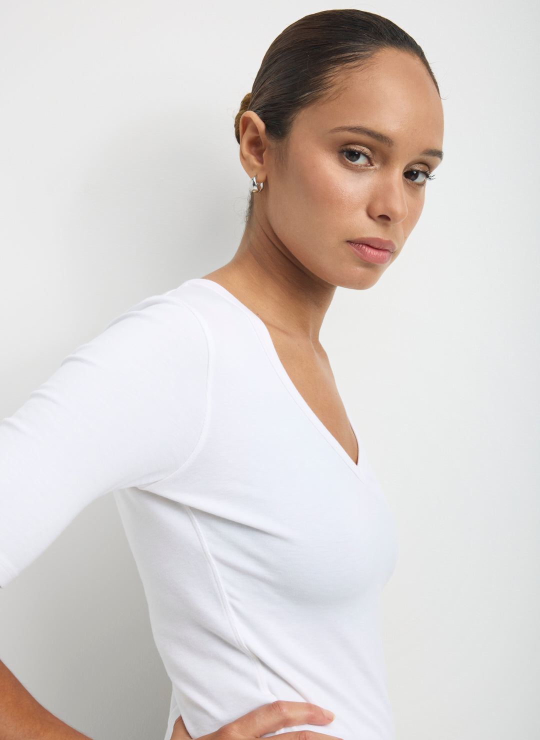 Kit Cosy V Neck Tee