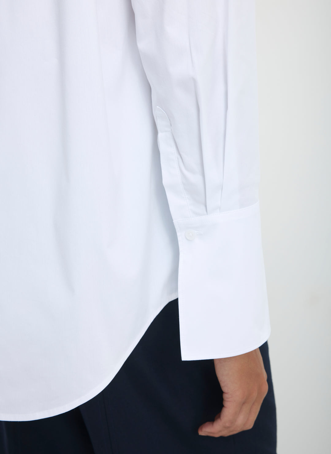 KWT10577CelinaCoolingCottonOversizedButtonDownBrightWhite_049