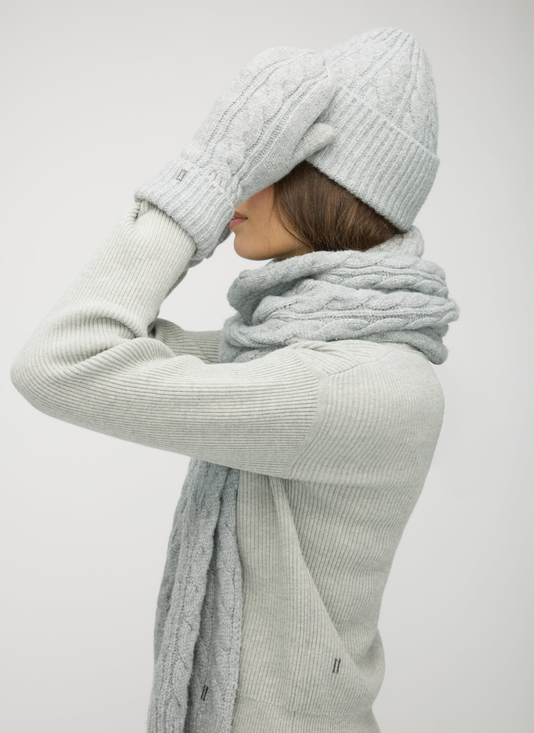 Josie Cable Knit Mittens