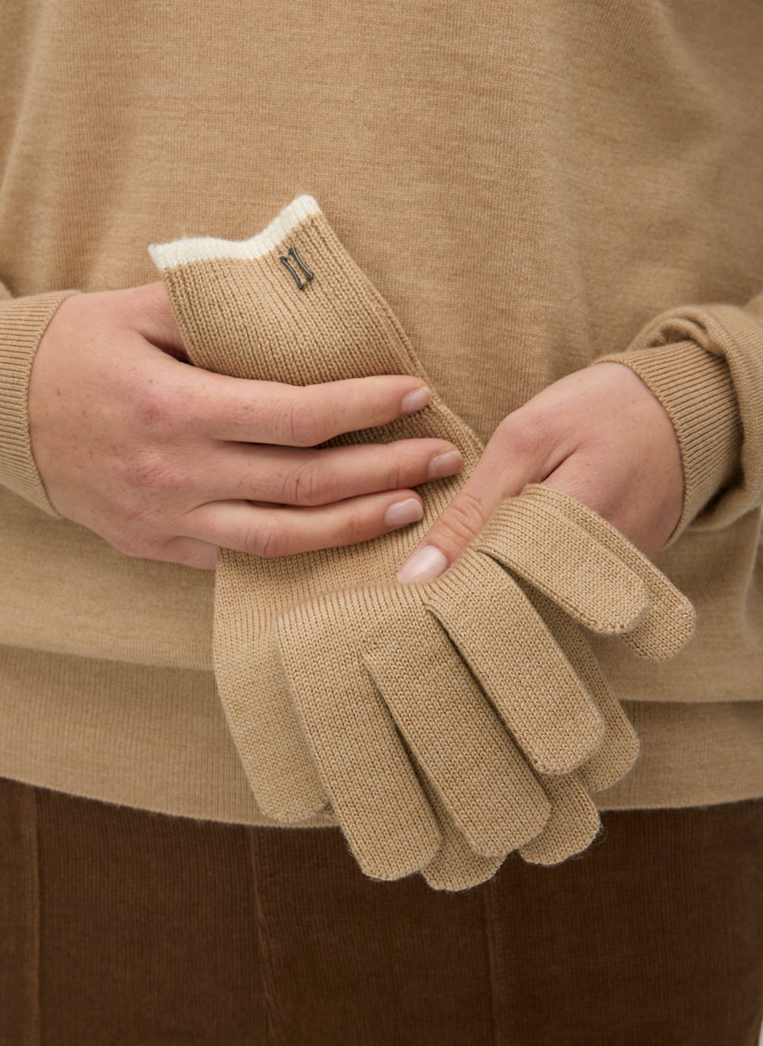 Transition Merino Knit Gloves