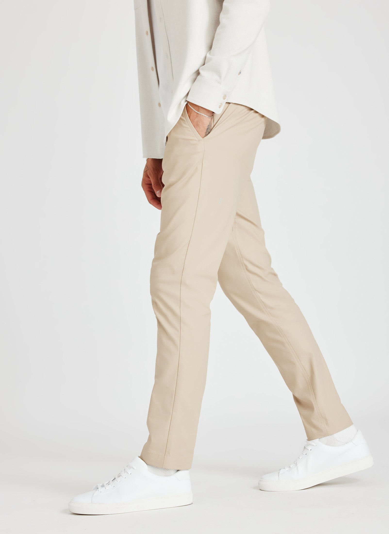 Essential Trousers ?? Model:: Adryan | 32 || Sand Dune