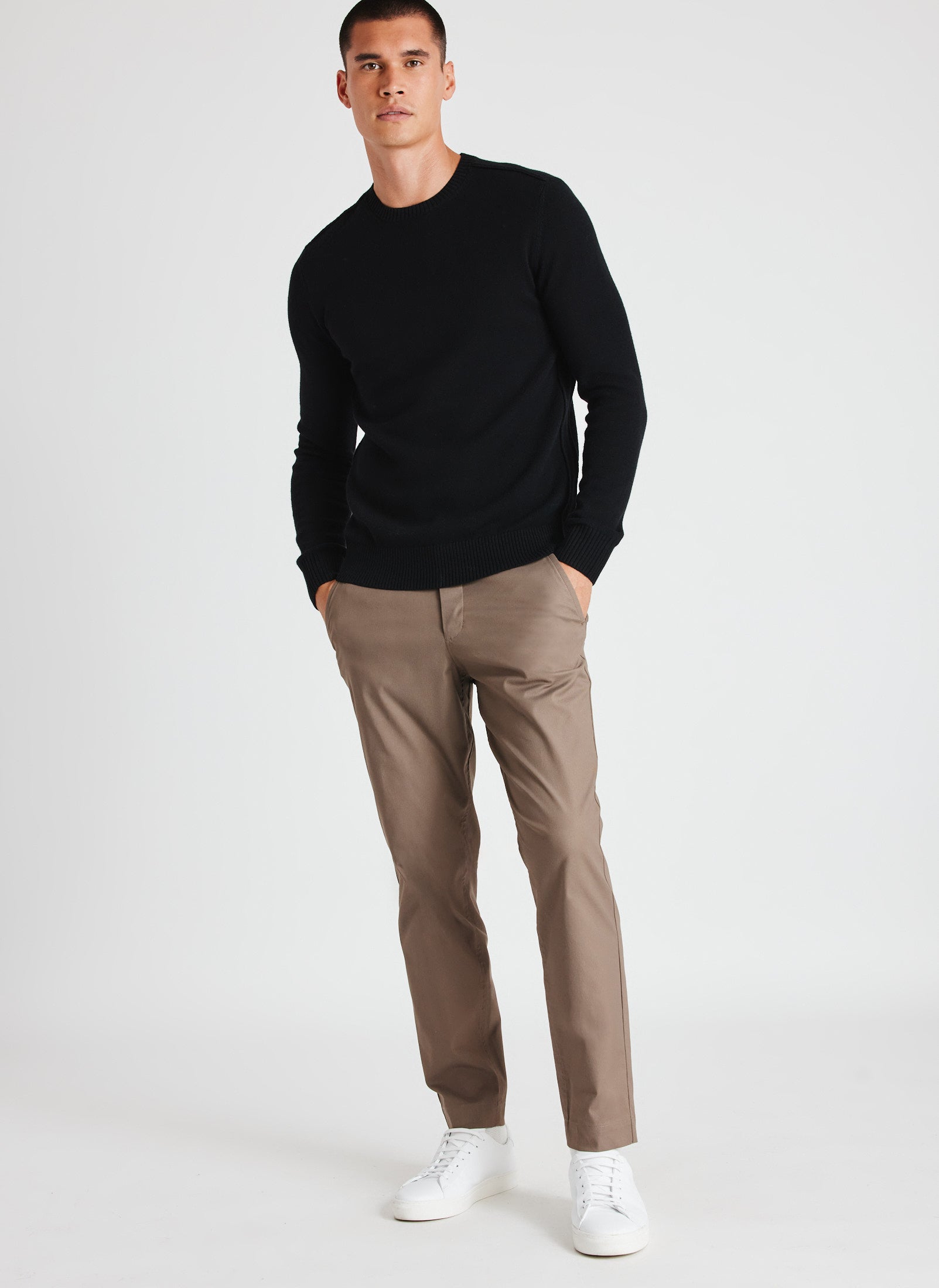 Essential Trousers ?? Model:: Adryan | 32 || Mocha