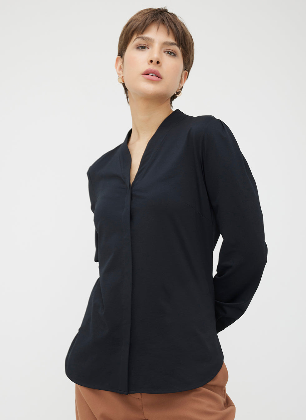 On the Move Long Sleeve Blouse ?? | S || Black