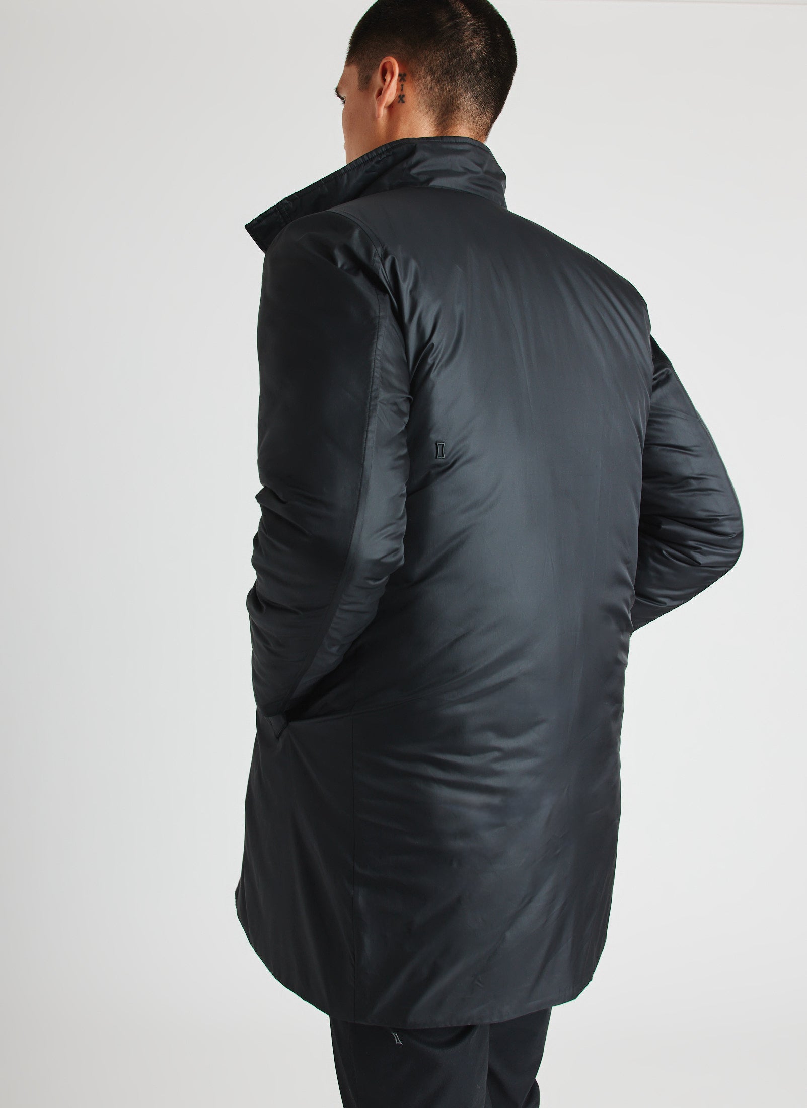 Stellar Insulated Coat ?? Model:: Adryan | M || Black