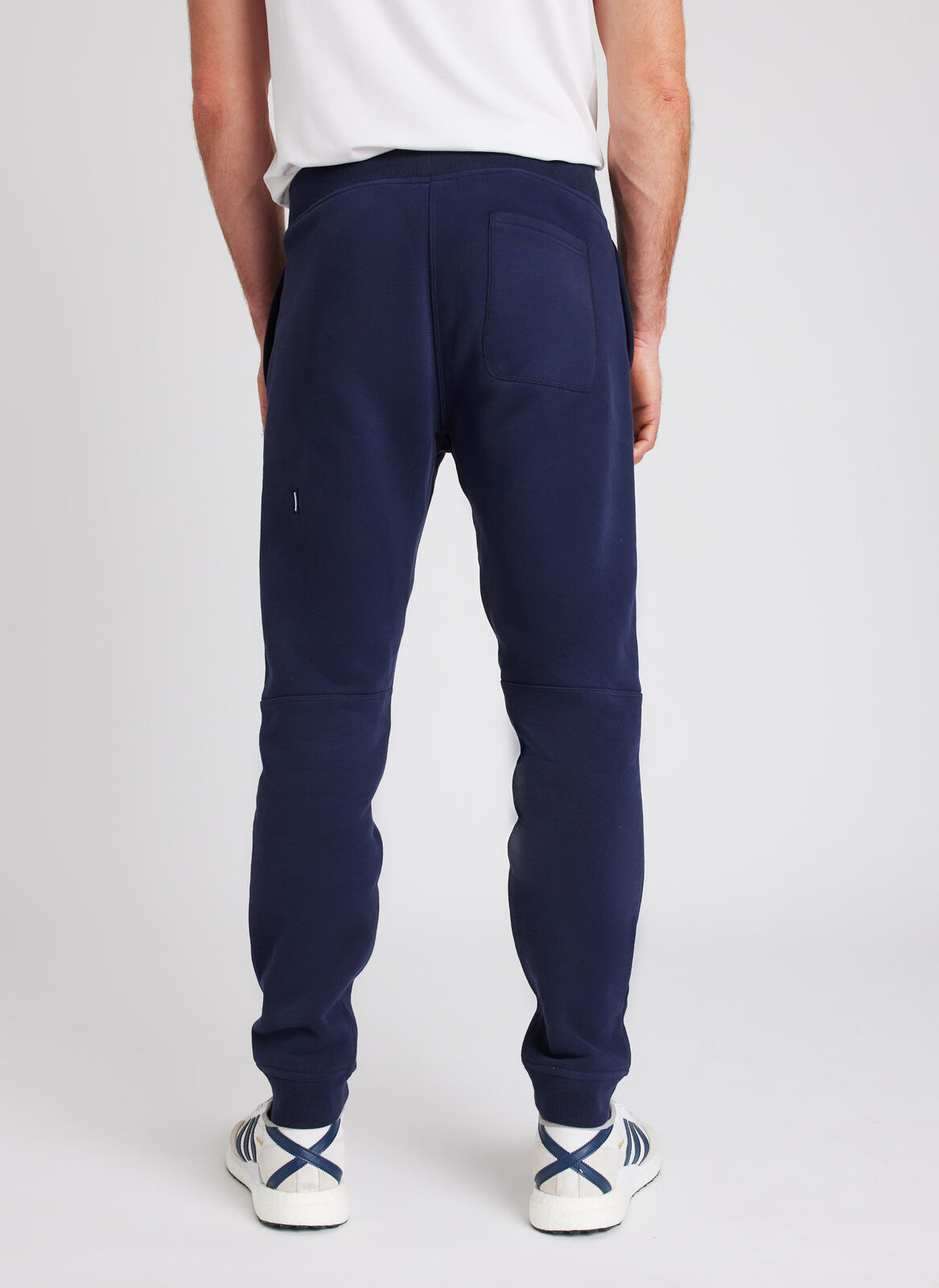 Radiance Sweatpants Standard Fit ?? Model:: Ronan | M || Dark Navy