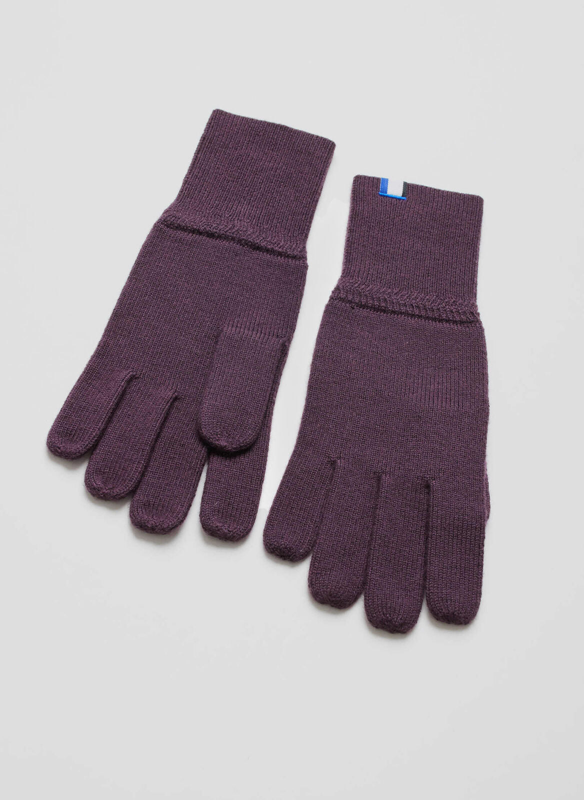 Cozy Merino Gloves ?? || Black Walnut