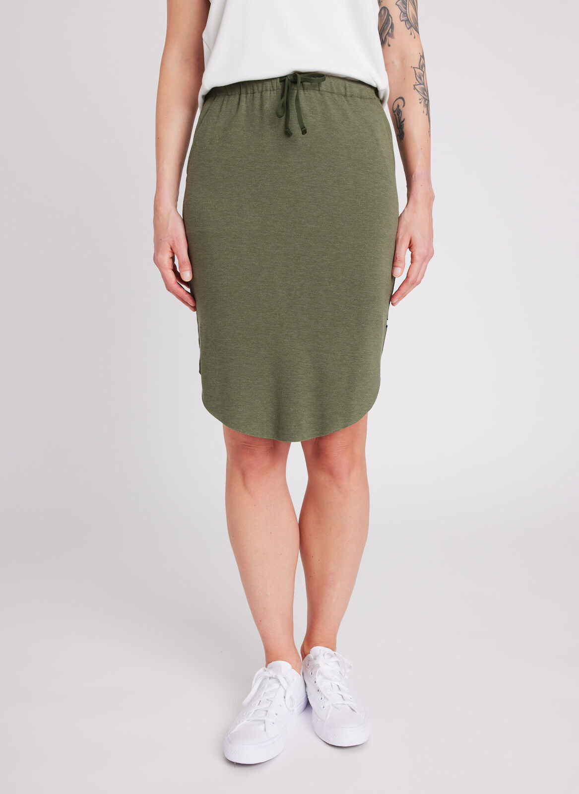 Brushed Drawstring Skirt ?? Model:: Kat | S || Heather Artichoke