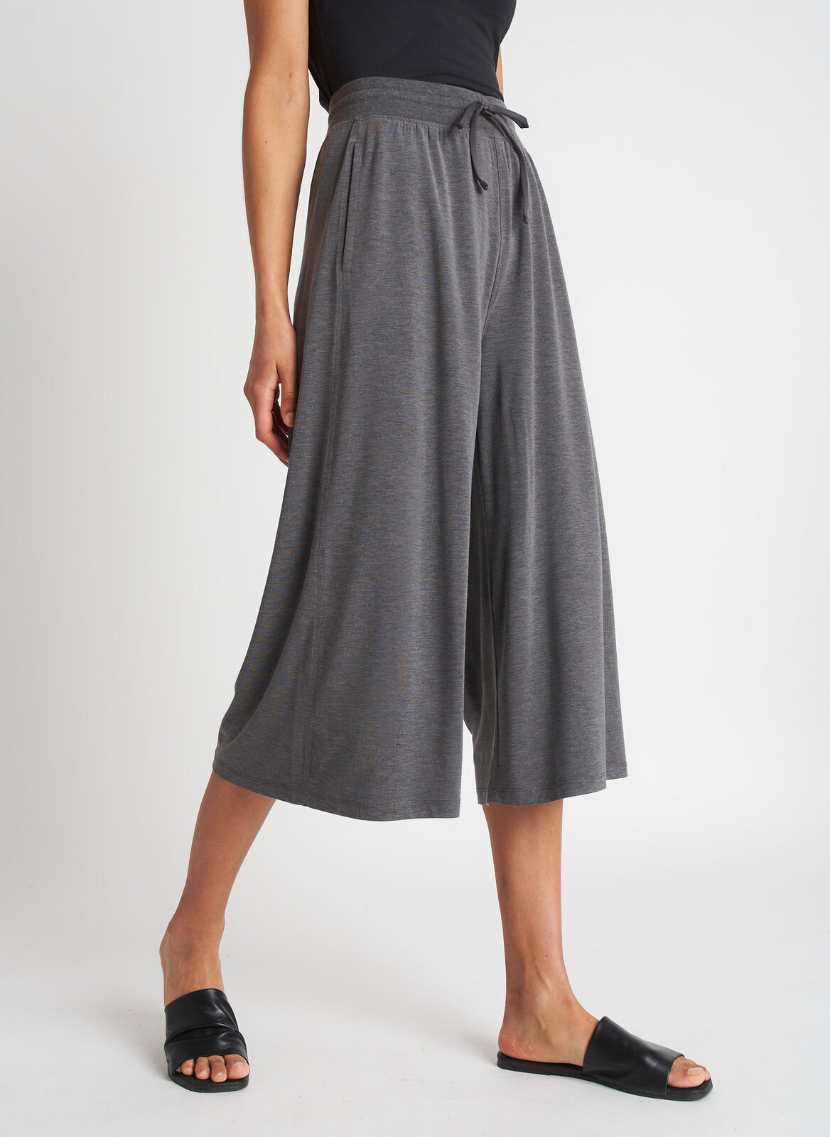 At Ease Culottes ?? Model:: Alex | S || Heather Charcoal
