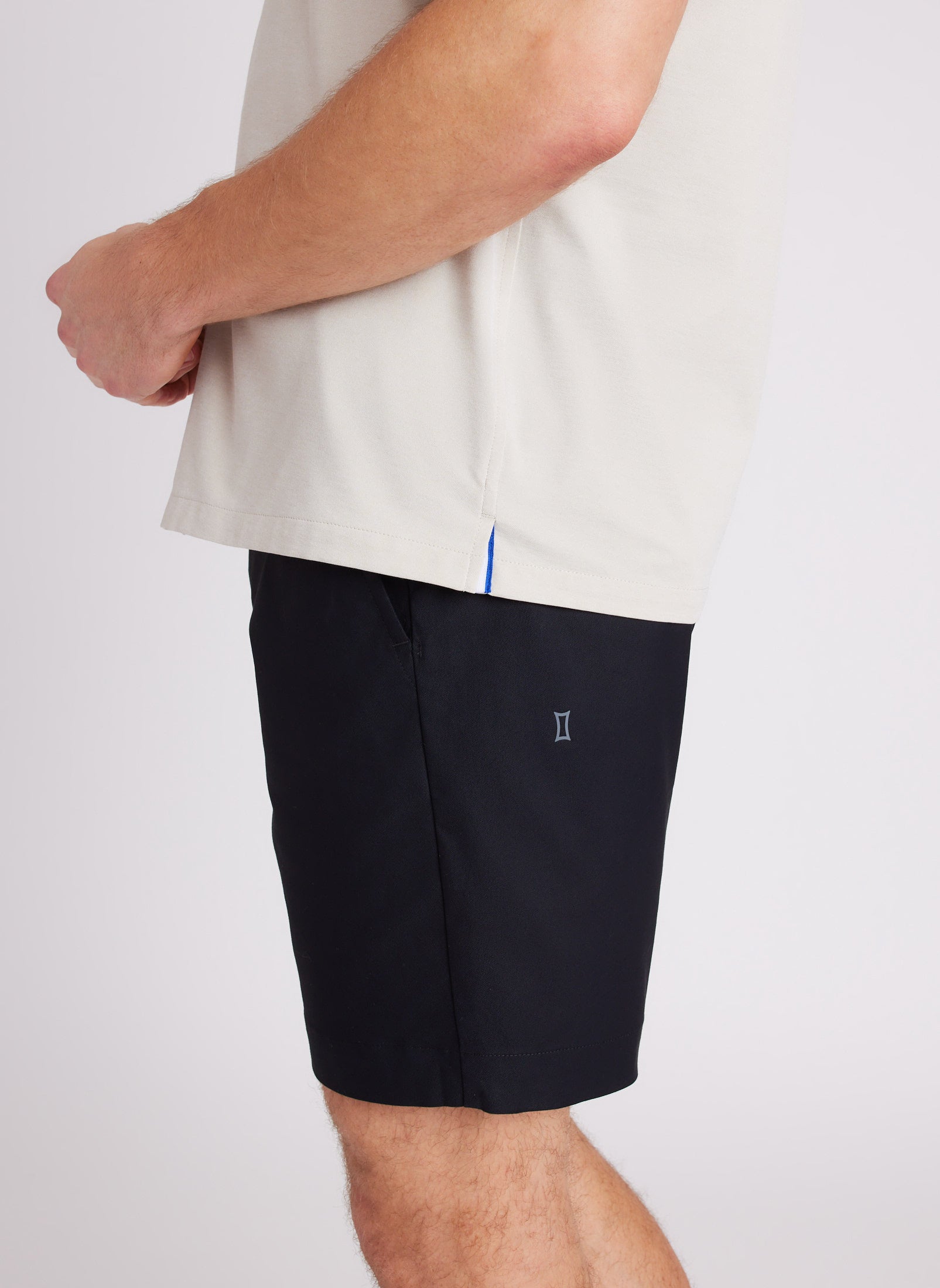 Navigator Essential Shorts 8" ?? Model:: Chad | 32 || Black